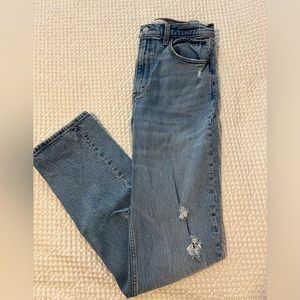 Abercrombie high rise 90’s straight jean
